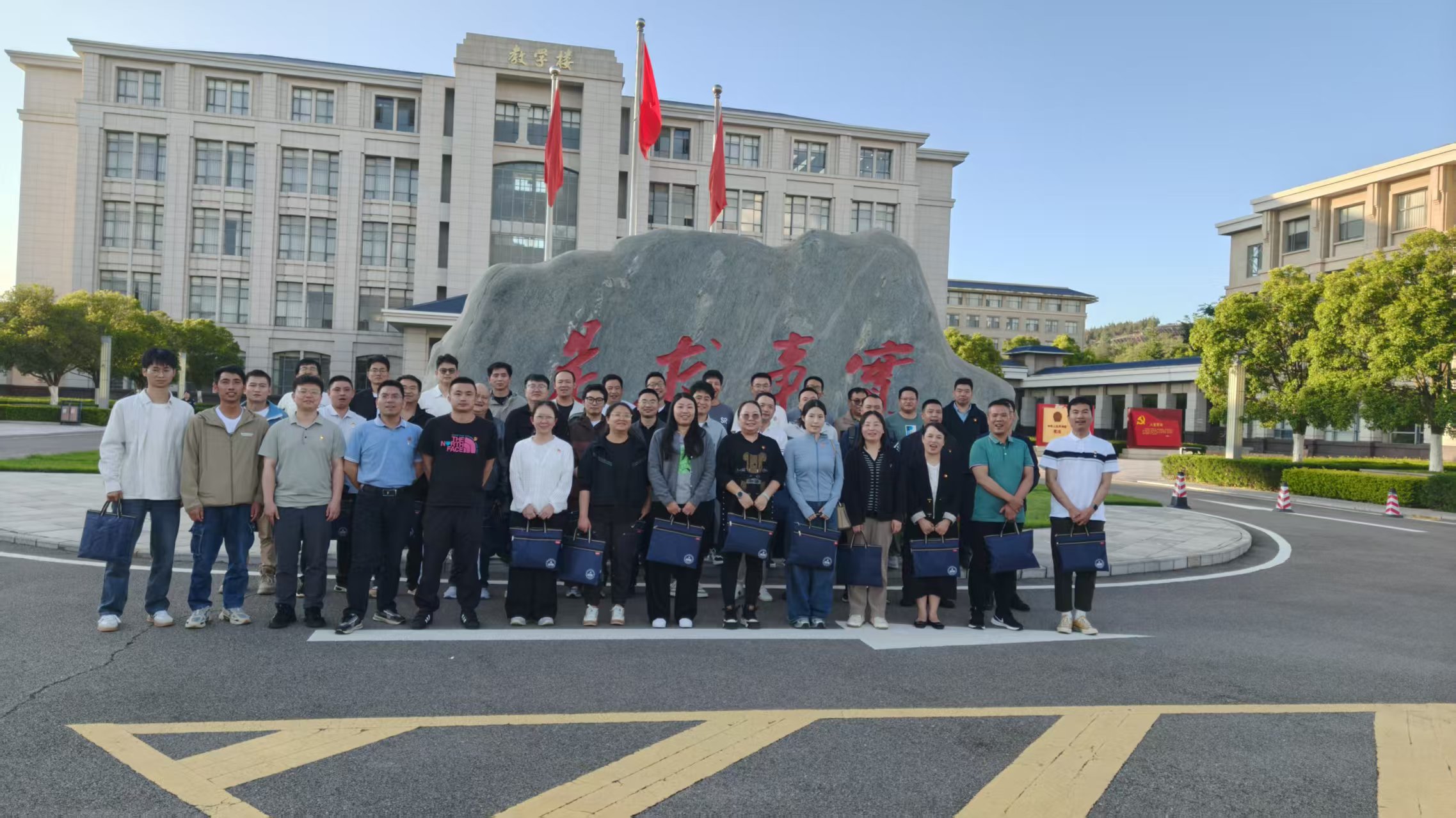 利豪娱乐动力举办2025年党员基本培训示范班